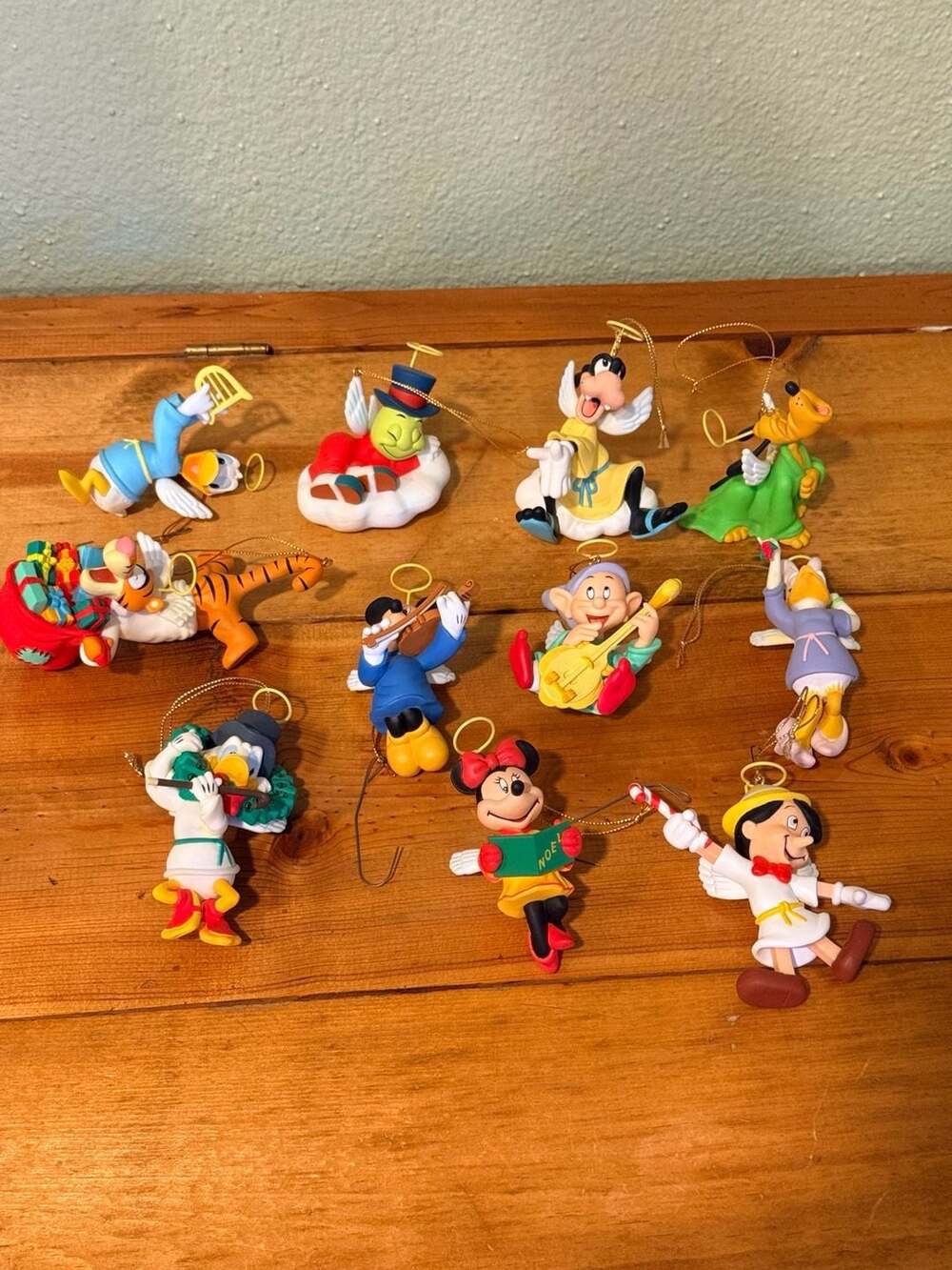 Disney Grolier Minnie Mouse Christmas Angel Ornament